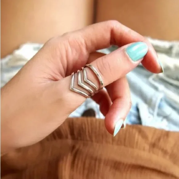 925 Sterling Silver Adjustable Triple Chevron Thumb/Index/POWAH WonderWo… - Picture 12 of 15